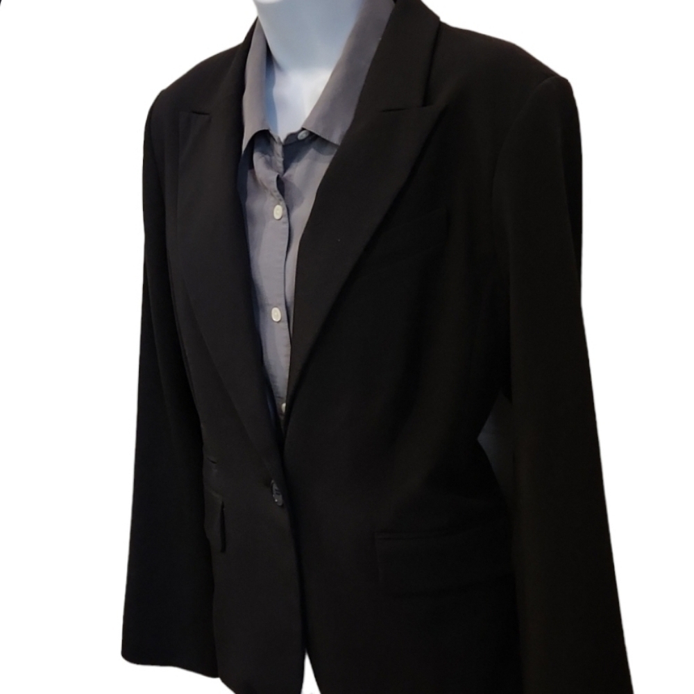 Apostrophe Tailored Blazer Jacket